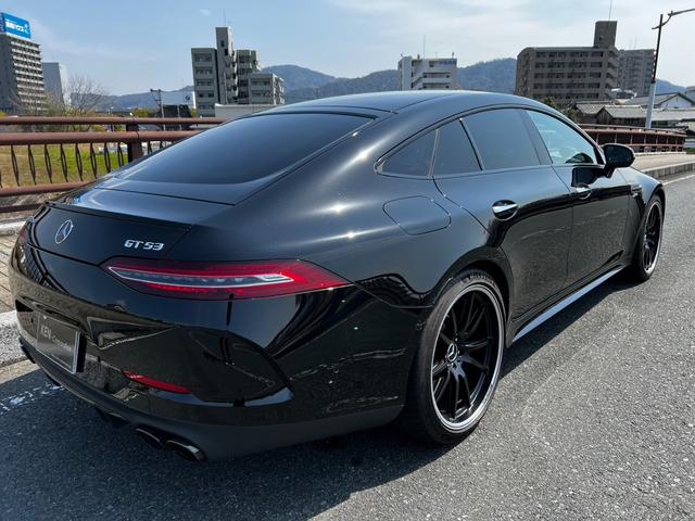 メルセデスＡＭＧ ＧＴ ４ドアクーペ