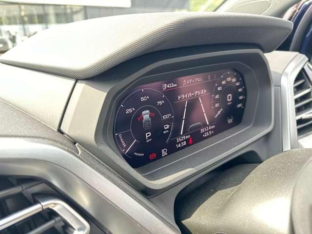 RS Q3 ベースグレード スポーツエキゾースト/ダンピングコントロースサス/マットチタングレー21インチアルミ/カーボンミラー/レッドキャリパー/デコラティブパネルカーボン/ファインナッパレザー/マトリクスLED/禁煙車(16枚目)