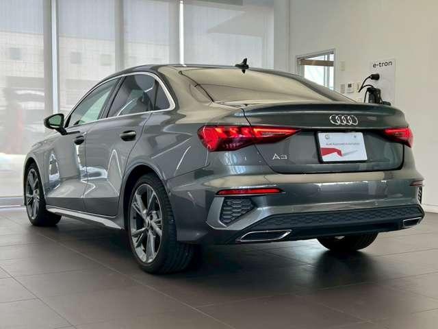 Ａ３セダン ３０ＴＦＳＩ　Ｓライン　認定中古車　パーシャルレザー・コンビニエンスアシスタンス・ナビパッケージ・テクノロジーパッケージ・マトリクスＬＥＤ・電動シート・ナビ・フルセグ・バックカメラ・障害物センサー・禁煙車（8枚目）