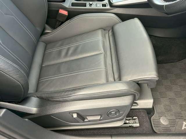 Ａ３セダン ３０ＴＦＳＩ　Ｓライン　認定中古車　パーシャルレザー・コンビニエンスアシスタンス・ナビパッケージ・テクノロジーパッケージ・マトリクスＬＥＤ・電動シート・ナビ・フルセグ・バックカメラ・障害物センサー・禁煙車（38枚目）