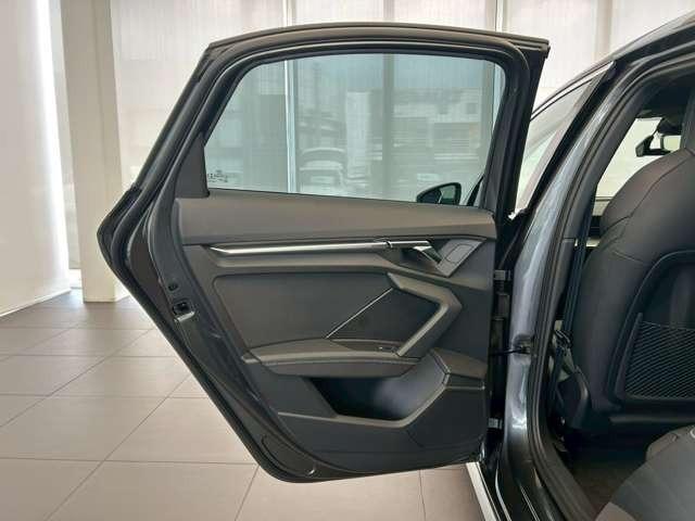 Ａ３セダン ３０ＴＦＳＩ　Ｓライン　認定中古車　パーシャルレザー・コンビニエンスアシスタンス・ナビパッケージ・テクノロジーパッケージ・マトリクスＬＥＤ・電動シート・ナビ・フルセグ・バックカメラ・障害物センサー・禁煙車（41枚目）