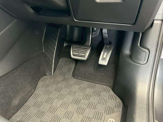 Ａ３セダン ３０ＴＦＳＩ　Ｓライン　認定中古車　パーシャルレザー・コンビニエンスアシスタンス・ナビパッケージ・テクノロジーパッケージ・マトリクスＬＥＤ・電動シート・ナビ・フルセグ・バックカメラ・障害物センサー・禁煙車（58枚目）