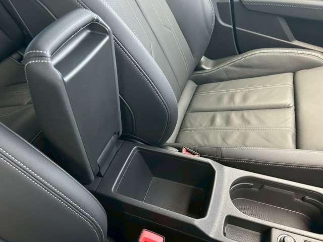 Ａ３セダン ３０ＴＦＳＩ　Ｓライン　認定中古車　パーシャルレザー・コンビニエンスアシスタンス・ナビパッケージ・テクノロジーパッケージ・マトリクスＬＥＤ・電動シート・ナビ・フルセグ・バックカメラ・障害物センサー・禁煙車（61枚目）