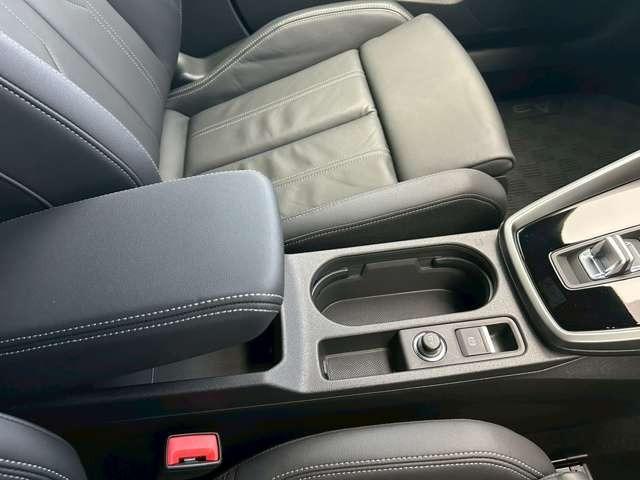 Ａ３セダン ３０ＴＦＳＩ　Ｓライン　認定中古車　パーシャルレザー・コンビニエンスアシスタンス・ナビパッケージ・テクノロジーパッケージ・マトリクスＬＥＤ・電動シート・ナビ・フルセグ・バックカメラ・障害物センサー・禁煙車（63枚目）