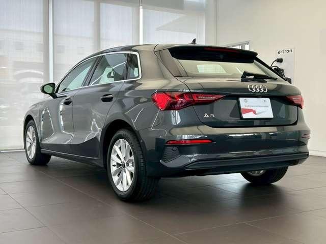 Ａ３ スポーツバック３０ＴＦＳＩ　認定中古車　コンビニエンスアシスタンスパッケージ　ナビパッケージ　ＬＥＤヘッドライト　シートヒーター　ナビ　フルセグＴＶ　バックカメラ　ミュージックプレイヤー接続（9枚目）