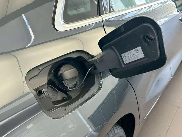 Ａ３ スポーツバック３０ＴＦＳＩ　認定中古車　コンビニエンスアシスタンスパッケージ　ナビパッケージ　ＬＥＤヘッドライト　シートヒーター　ナビ　フルセグＴＶ　バックカメラ　ミュージックプレイヤー接続（41枚目）