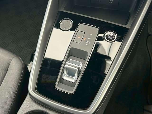 Ａ３ スポーツバック３０ＴＦＳＩ　認定中古車　コンビニエンスアシスタンスパッケージ　ナビパッケージ　ＬＥＤヘッドライト　シートヒーター　ナビ　フルセグＴＶ　バックカメラ　ミュージックプレイヤー接続（46枚目）