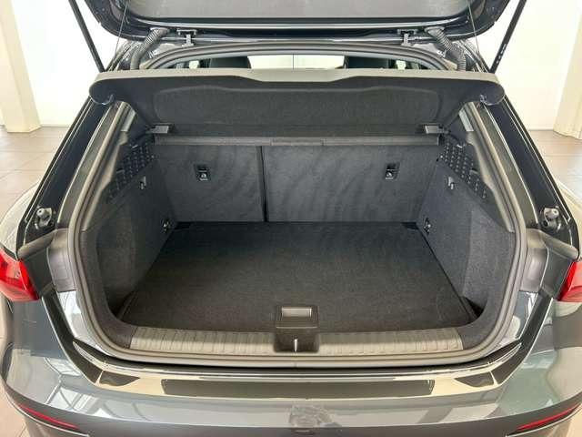 Ａ３ スポーツバック３０ＴＦＳＩ　認定中古車　コンビニエンスアシスタンスパッケージ　ナビパッケージ　ＬＥＤヘッドライト　シートヒーター　ナビ　フルセグＴＶ　バックカメラ　ミュージックプレイヤー接続（47枚目）