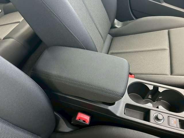 Ａ３ スポーツバック３０ＴＦＳＩ　認定中古車　コンビニエンスアシスタンスパッケージ　ナビパッケージ　ＬＥＤヘッドライト　シートヒーター　ナビ　フルセグＴＶ　バックカメラ　ミュージックプレイヤー接続（50枚目）