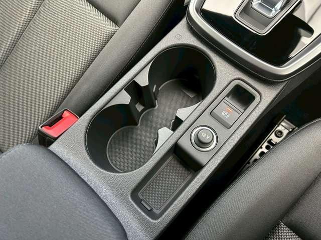 Ａ３ スポーツバック３０ＴＦＳＩ　認定中古車　コンビニエンスアシスタンスパッケージ　ナビパッケージ　ＬＥＤヘッドライト　シートヒーター　ナビ　フルセグＴＶ　バックカメラ　ミュージックプレイヤー接続（53枚目）