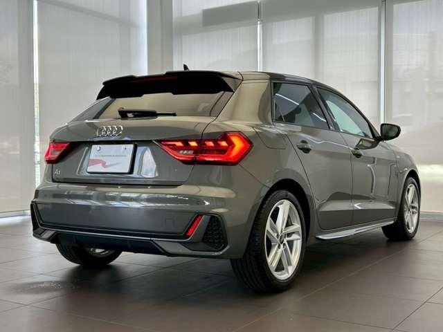 Ａ１スポーツバック ２５ＴＦＳＩ　Ｓライン　認定中古車　ＬＥＤヘッドライト　シートヒーター　ナビ　フルセグＴＶ　バックカメラ　ミュージックプレイヤー接続　アダプティブクルーズコントロール　車線キープアシスト　禁煙車（6枚目）