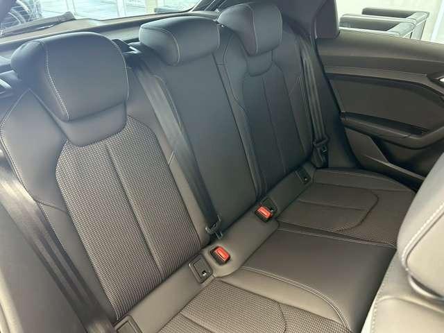 Ａ１スポーツバック ２５ＴＦＳＩ　Ｓライン　認定中古車　ＬＥＤヘッドライト　シートヒーター　ナビ　フルセグＴＶ　バックカメラ　ミュージックプレイヤー接続　アダプティブクルーズコントロール　車線キープアシスト　禁煙車（35枚目）