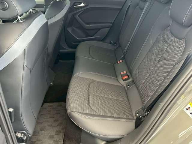 Ａ１スポーツバック ２５ＴＦＳＩ　Ｓライン　認定中古車　ＬＥＤヘッドライト　シートヒーター　ナビ　フルセグＴＶ　バックカメラ　ミュージックプレイヤー接続　アダプティブクルーズコントロール　車線キープアシスト　禁煙車（37枚目）