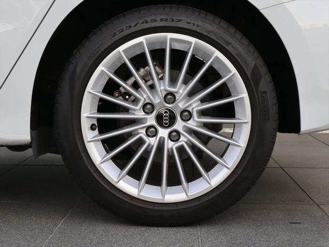 Ａ３ スポーツバック３０ＴＦＳＩアドバンスド　認定中古車　禁煙車　ワンオーナー　フロントパワーシート　ＬＥＤヘッドライト　レーンキープ　前後パーキングセンサー　シートヒーター　バーチャルコクピット（7枚目）