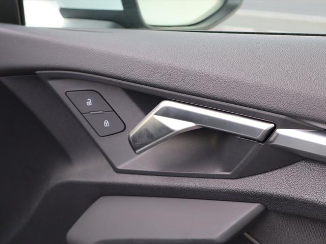 Ａ３ スポーツバック３０ＴＦＳＩアドバンスド　認定中古車　禁煙車　ワンオーナー　フロントパワーシート　ＬＥＤヘッドライト　レーンキープ　前後パーキングセンサー　シートヒーター　バーチャルコクピット（48枚目）