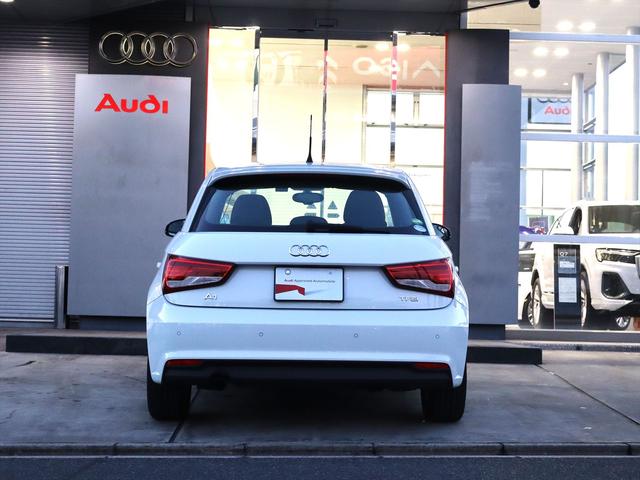 Ａ１スポーツバック １．０ＴＦＳＩ　認定中古車　ワンオーナー　禁煙車　パーキングセンサー（4枚目）