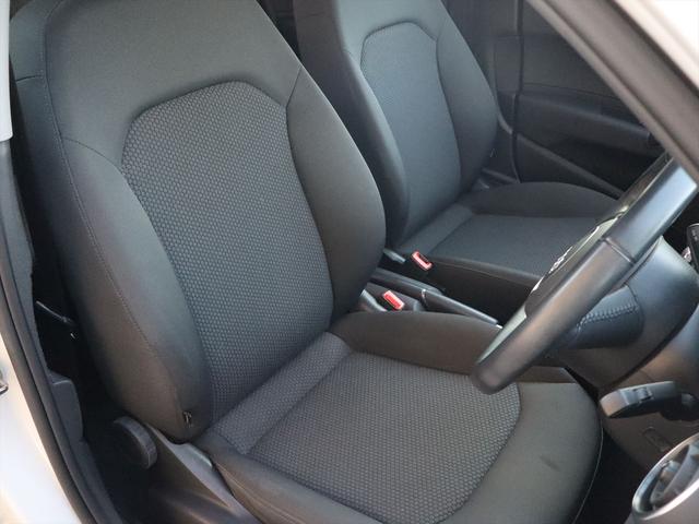 Ａ１スポーツバック １．０ＴＦＳＩ　認定中古車　ワンオーナー　禁煙車　パーキングセンサー（13枚目）