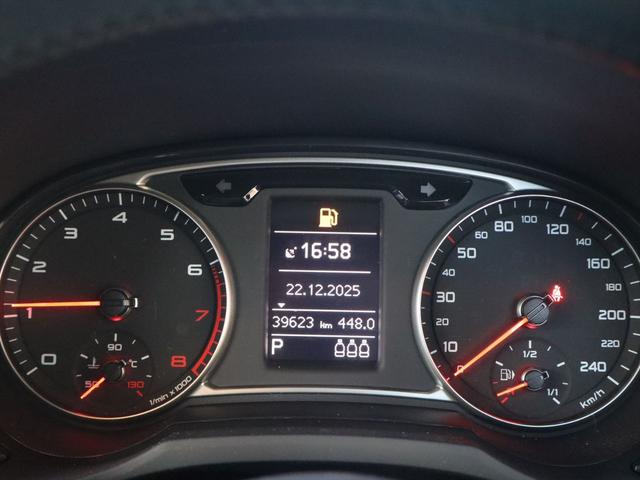 Ａ１スポーツバック １．０ＴＦＳＩ　認定中古車　ワンオーナー　禁煙車　パーキングセンサー（33枚目）