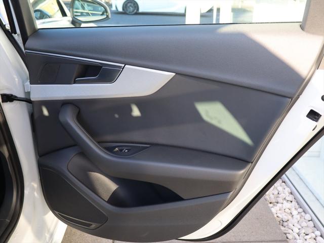 Ａ４アバント ２．０ＴＦＳＩクワトロスポーツタキシードスタイル　認定中古車　ワンオーナー　禁煙車　限定車　４ＷＤ　４駆　アシスタンスパッケージ　　マトリクスＬＥＤヘッドライト　ラグジュアリーパッケージ　　電動調整機能メモリー機能（68枚目）