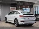 Ｑ４スポーツバック ｅ－トロン 　４０　ｅ－ｔｒｏｎＳ　ｌｉｎｅ　バンパーフルペイント　シートヒーター　ＡＴテール　アドバンストキー　ワイヤレスチャージ　パーシャルレザー　マトリクスＬＥＤ　アコースティックガラス（4枚目）
