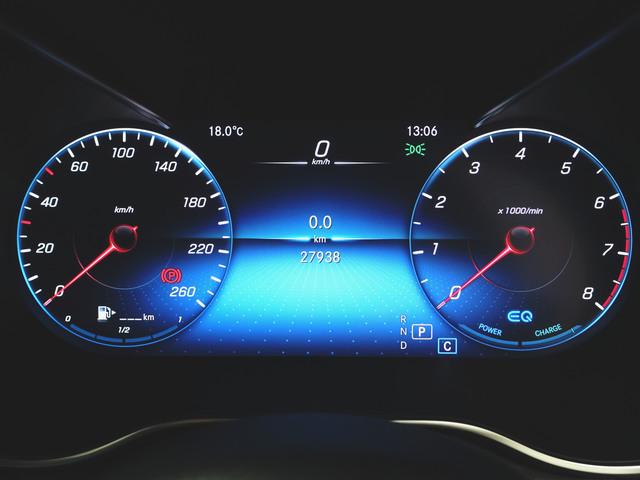 Ｃクラス Ｃ２００　ローレウスエディション　スポーツプラスパッケージ　Ｂｌｕｅｔｏｏｔｈ接続　ＥＴＣ　ＬＥＤヘッドライト　ＴＶ　アイドリングストップ　クルーズコントロール　コネクテッド機能　シートヒーター　トランクスルー　ナビ　バックモニター（14枚目）