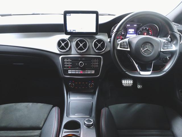 CLAクラス シューティングブレーク CLA180 シューティングブレーク スポーツ レーダーセーフティーパッケージ Bluetooth接続 CD DVD再生 ETC LEDヘッドライト TV アイドリングストップ クルーズコントロール シートヒーター トランクスルー ナビ(12枚目)