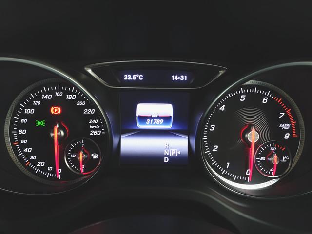 CLAクラス シューティングブレーク CLA180 シューティングブレーク スポーツ レーダーセーフティーパッケージ Bluetooth接続 CD DVD再生 ETC LEDヘッドライト TV アイドリングストップ クルーズコントロール シートヒーター トランクスルー ナビ(14枚目)