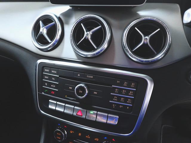 CLAクラス シューティングブレーク CLA180 シューティングブレーク スポーツ レーダーセーフティーパッケージ Bluetooth接続 CD DVD再生 ETC LEDヘッドライト TV アイドリングストップ クルーズコントロール シートヒーター トランクスルー ナビ(18枚目)