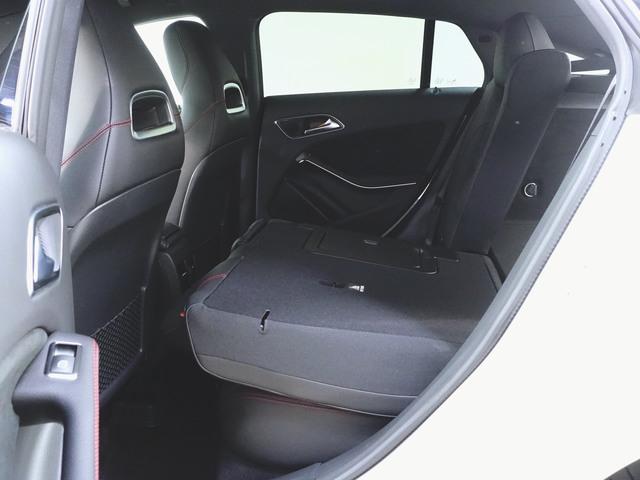 CLAクラス シューティングブレーク CLA180 シューティングブレーク スポーツ レーダーセーフティーパッケージ Bluetooth接続 CD DVD再生 ETC LEDヘッドライト TV アイドリングストップ クルーズコントロール シートヒーター トランクスルー ナビ(30枚目)