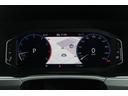ＴＦＴ１２．３インチ大型ディスプレイによるフルデジタルメータークラスター。ＶＷが誇る先進装備が快適なドライビングをサポートします。