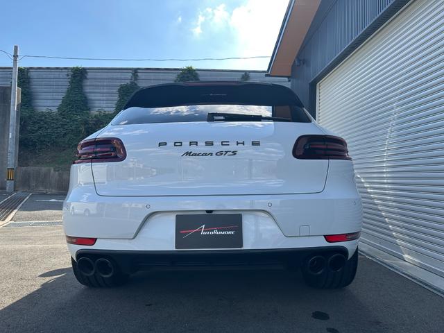 マカン マカンＧＴＳ　マカンＧＴＳ（５名）スポーツクロノＰＫＧ　スポエグ　ハーフレザーシート　シートヒーター　メモリ機能付パワーシート　パワーリアゲート　ＥＴＣ　　Ｂｌｕｅｔｏｏｔｈ（4枚目）