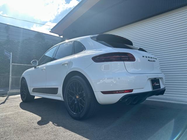 マカン マカンＧＴＳ　マカンＧＴＳ（５名）スポーツクロノＰＫＧ　スポエグ　ハーフレザーシート　シートヒーター　メモリ機能付パワーシート　パワーリアゲート　ＥＴＣ　　Ｂｌｕｅｔｏｏｔｈ（6枚目）