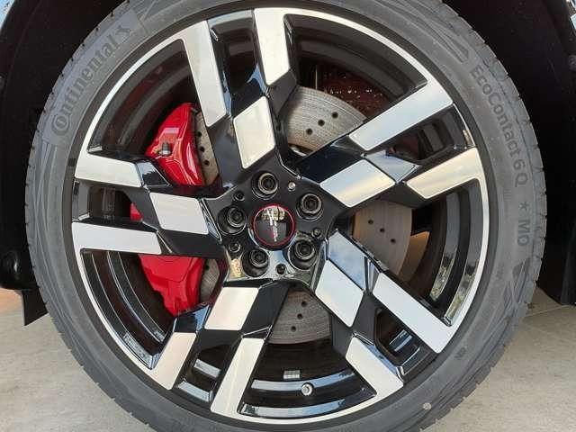ＭＩＮＩ ジョンクーパーワークス　カントリーマンオール４ＪＣＷ　４ＷＤ　Ｌ－ＰＫＧ・サンルーフ付き・２０インチＡＷ（7枚目）