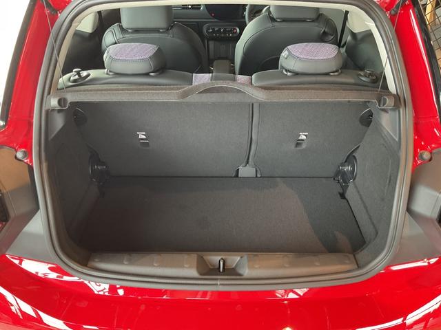 MINI クーパーS クラシック・トリム BC付き・シートヒーター付き・18インチホイール(5枚目)