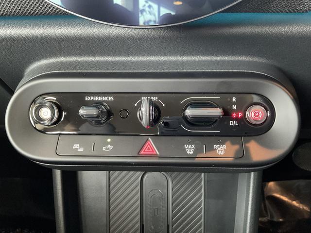 MINI クーパーS クラシック・トリム BC付き・シートヒーター付き・18インチホイール(12枚目)