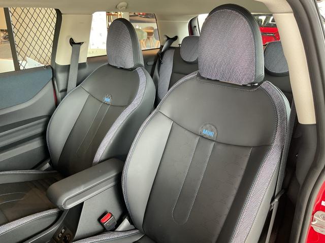 MINI クーパーS クラシック・トリム BC付き・シートヒーター付き・18インチホイール(16枚目)