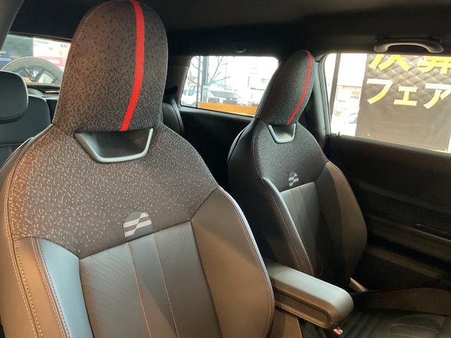 ＭＩＮＩ クーパーＳ　ジョン・クーパー・ワークス・トリム　ＢＣ付き・電動シート付・１７インチブラックアルミホイール（18枚目）