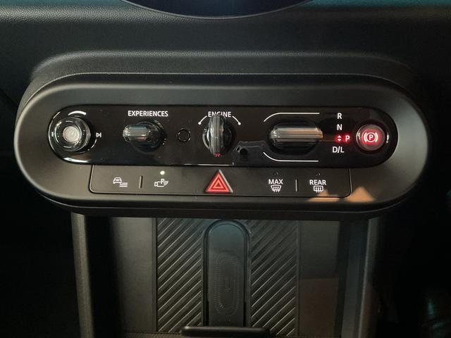 ＭＩＮＩ クーパーＳ　クラシック・トリム　ＢＣ付き・クラシックトリム・１８インチアルミホイール（12枚目）