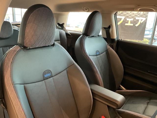 ＭＩＮＩ クーパーＳ　クラシック・トリム　ＢＣ付き・クラシックトリム・１８インチアルミホイール（14枚目）