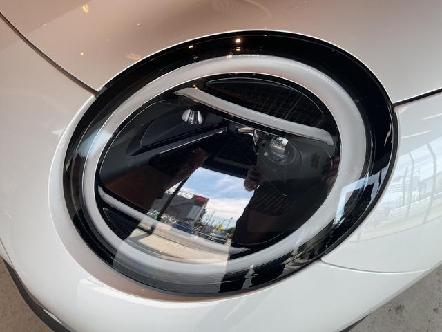 ＭＩＮＩ クーパーＳＥ　フェイバリット・トリム　ＢＣ付き・ＥＶ車・１８インチアルミホイール（5枚目）