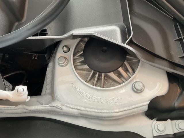 ＭＩＮＩ カントリーマンＤ　クラシック・トリム　電動シート付・シートヒーター付・１８インチアルミホイール・（12枚目）