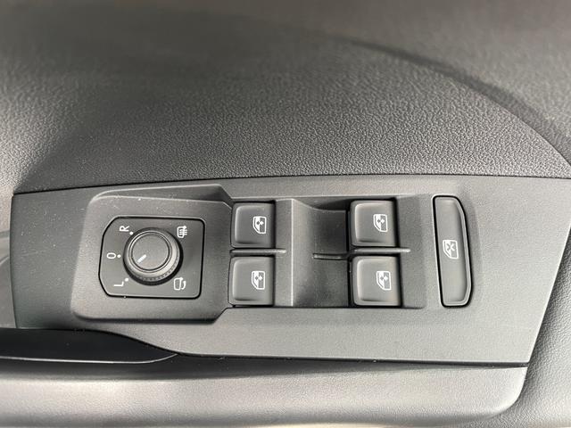 Ｔ－クロス ＴＳＩ　アクティブ　当社試乗車（38枚目）