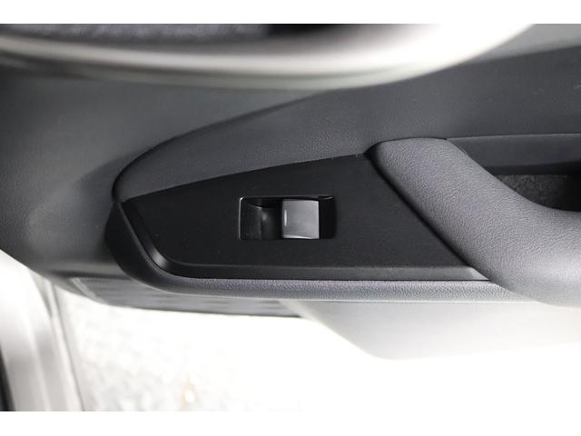 ＵＸ ＵＸ２００　喫煙車両　ドライブレコーダー　クリアランスソナー　オートクルーズコントロール　レーンアシスト　衝突被害軽減システム　ナビ　ＬＥＤヘッドランプ　スマートキー　電動格納ミラー　ＣＶＴ（16枚目）