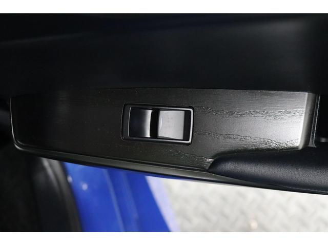 IS IS300h バージョンL ドライブレコーダー ETC クリアランスソナー レーンアシスト オートクルーズコントロール 衝突被害軽減システム バックカメラ ナビ アルミホイール LEDヘッドランプ CVT シートヒーター(16枚目)