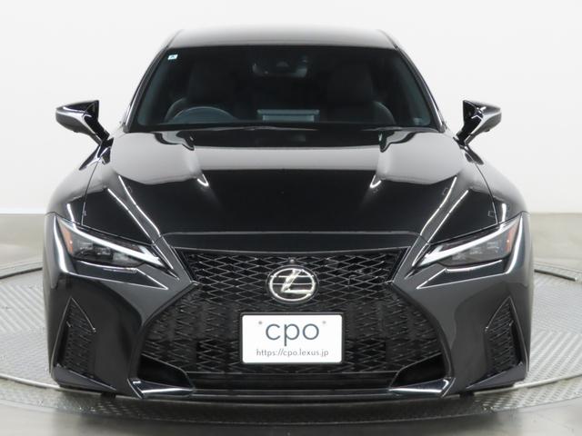 ＩＳ ＩＳ５００　Ｆスポーツパフォーマンス　ＥＴＣ　クリアランスソナー　レーンアシスト　オートクルーズコントロール　衝突被害軽減システム　全周囲カメラ　ナビ　アルミホイール　オートマチックハイビーム　オートライト　ＬＥＤヘッドランプ　ＡＴ（2枚目）