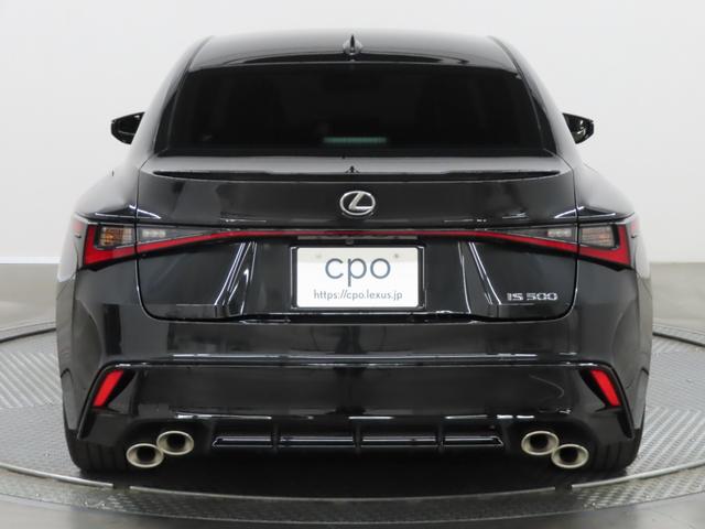 ＩＳ ＩＳ５００　Ｆスポーツパフォーマンス　ＥＴＣ　クリアランスソナー　レーンアシスト　オートクルーズコントロール　衝突被害軽減システム　全周囲カメラ　ナビ　アルミホイール　オートマチックハイビーム　オートライト　ＬＥＤヘッドランプ　ＡＴ（3枚目）