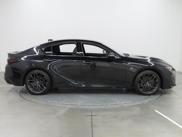 ＩＳ ＩＳ５００　Ｆスポーツパフォーマンス　ＥＴＣ　クリアランスソナー　レーンアシスト　オートクルーズコントロール　衝突被害軽減システム　全周囲カメラ　ナビ　アルミホイール　オートマチックハイビーム　オートライト　ＬＥＤヘッドランプ　ＡＴ（5枚目）