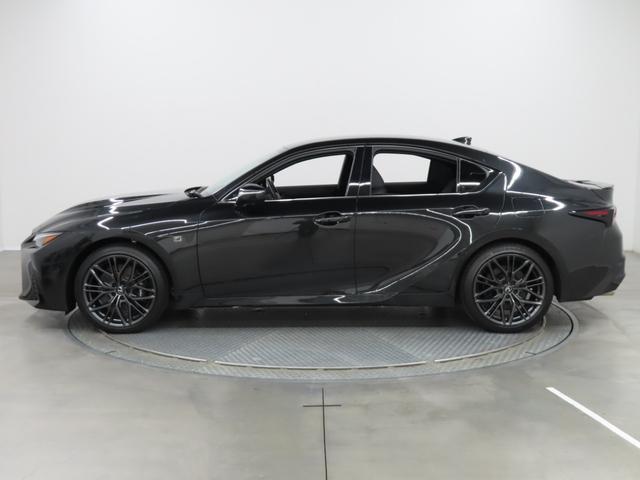 ＩＳ ＩＳ５００　Ｆスポーツパフォーマンス　ＥＴＣ　クリアランスソナー　レーンアシスト　オートクルーズコントロール　衝突被害軽減システム　全周囲カメラ　ナビ　アルミホイール　オートマチックハイビーム　オートライト　ＬＥＤヘッドランプ　ＡＴ（6枚目）