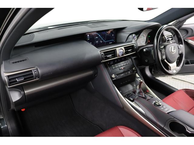 ＩＳ ＩＳ３００ｈ　Ｆスポーツ　ＥＴＣ　クリアランスソナー　レーンアシスト　オートクルーズコントロール　衝突被害軽減システム　バックカメラ　ナビ　ＴＶ　アルミホイール　オートマチックハイビーム　オートライト　ＬＥＤヘッドランプ（9枚目）