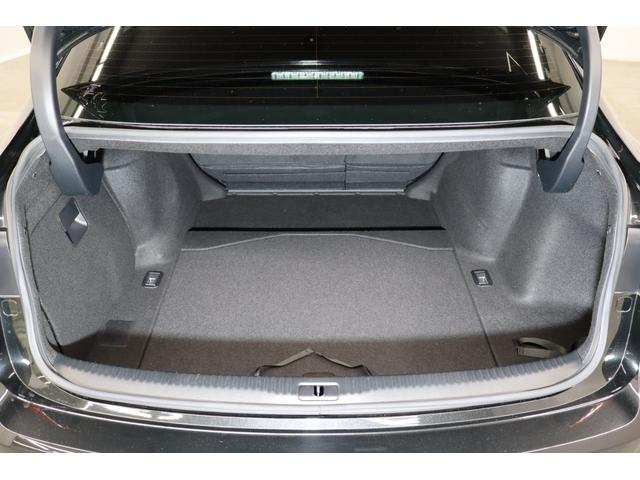 ＩＳ ＩＳ３００ｈ　Ｆスポーツ　ＥＴＣ　クリアランスソナー　レーンアシスト　オートクルーズコントロール　衝突被害軽減システム　バックカメラ　ナビ　ＴＶ　アルミホイール　オートマチックハイビーム　オートライト　ＬＥＤヘッドランプ（22枚目）